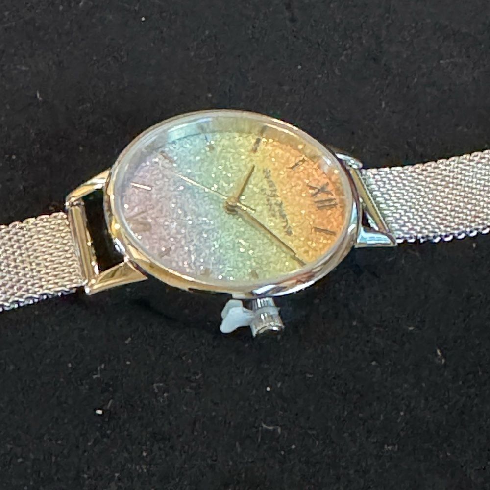 New with tag Olivia Burton Ombre Glitter Dial Silver Mesh Strap Women S Watch - Picture 3 of 6